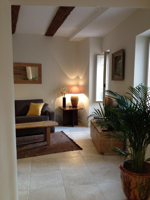 Sous Le Clocher Marseille Room photo